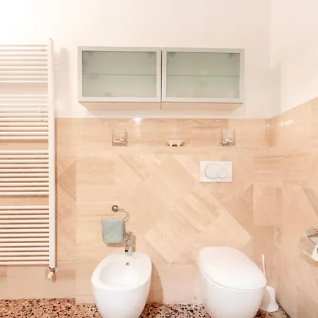 Apartment Ghirlandina - La Casa Dell'esteta