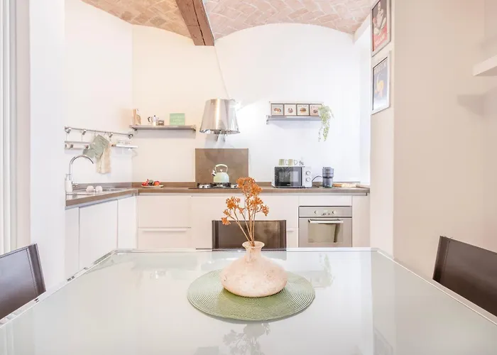 Apartment Ghirlandina - La Casa Dell'esteta Modena