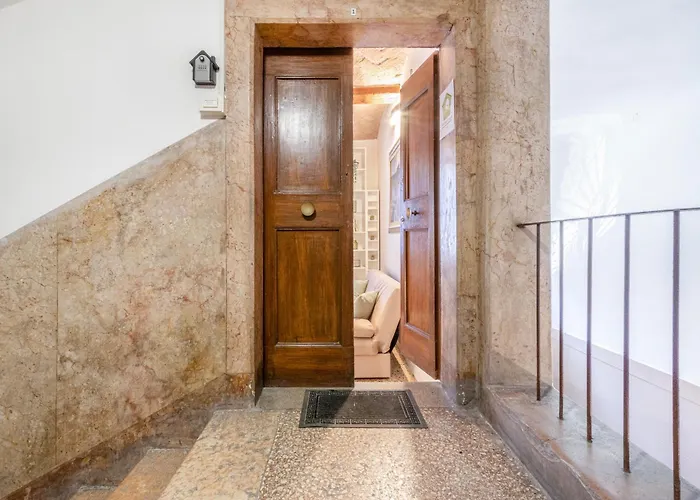 Ghirlandina - La Casa Dell'esteta Modena